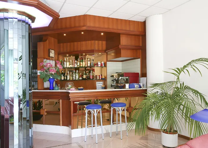 斯皮雅阁公寓 3* 里米尼